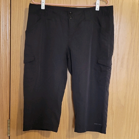 Columbia Capris 12 - Picture 1 of 6